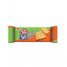 Britannia Fifty Fifty Biscuits 71g